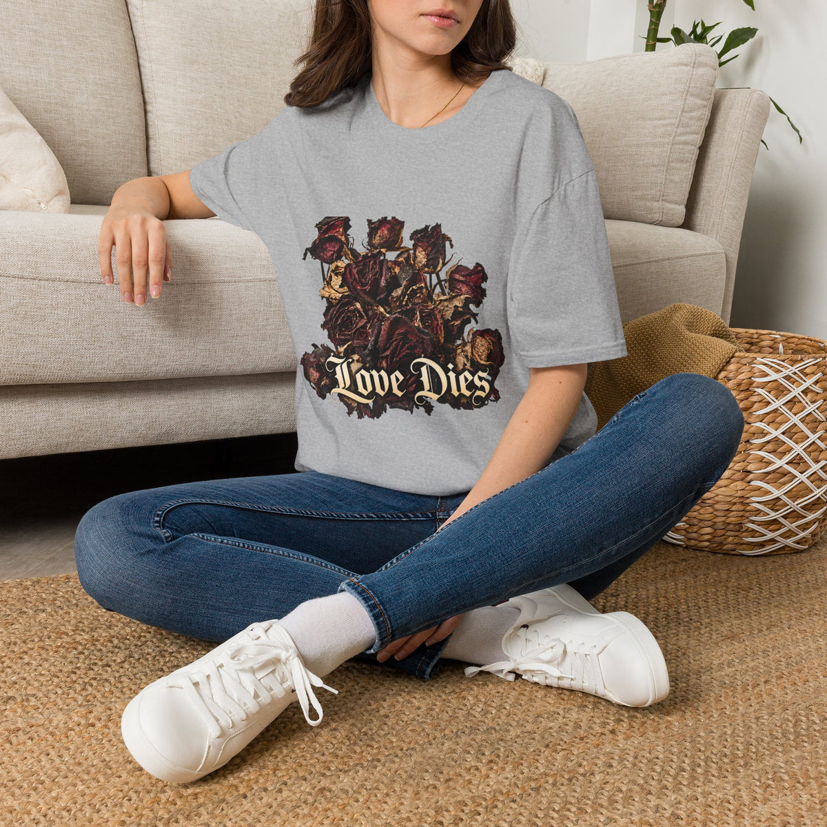 Love Dies Gothic Rose Graphic T-Shirt